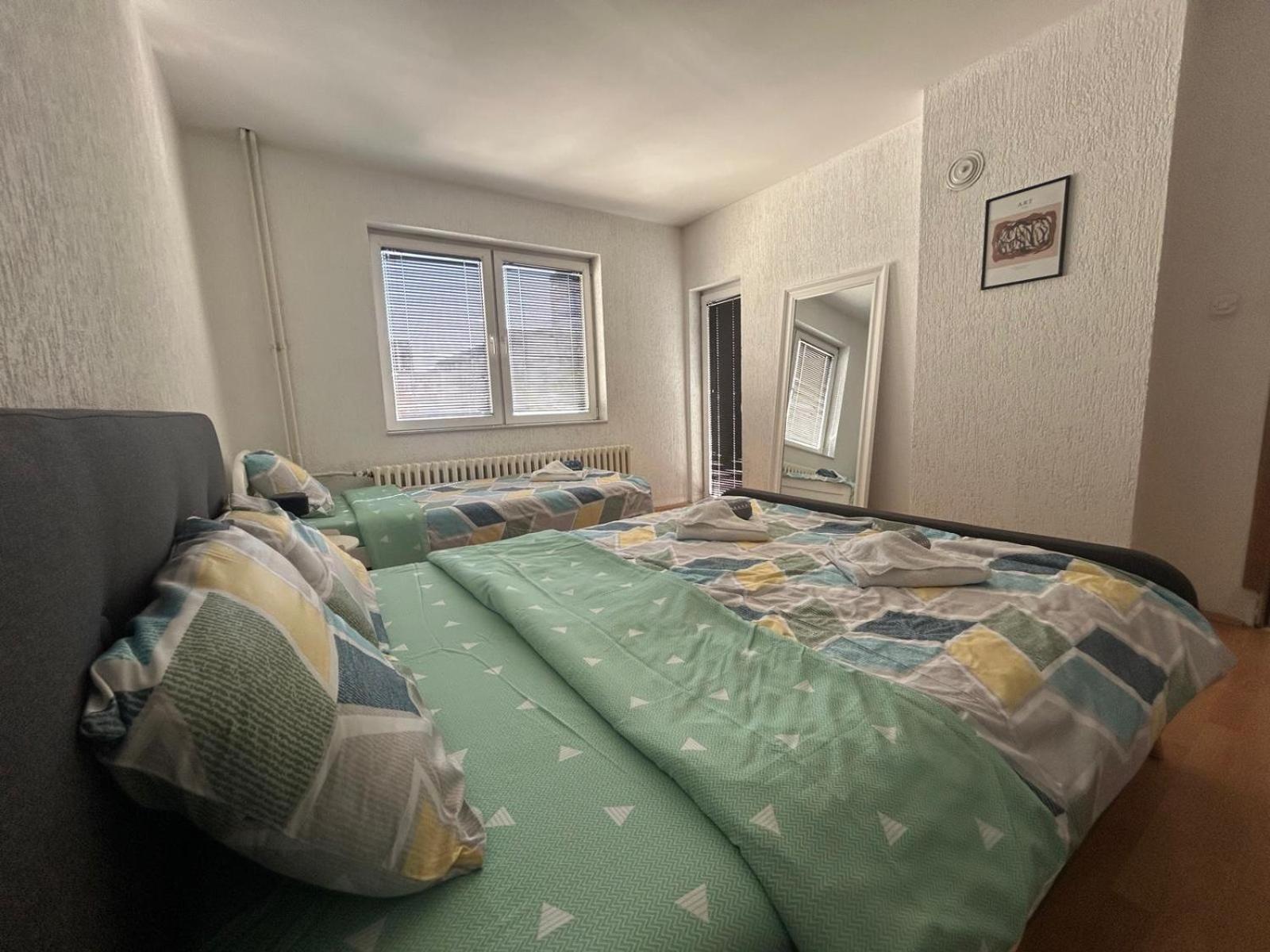 Cinema Vardar Apartment Skopje Extérieur photo